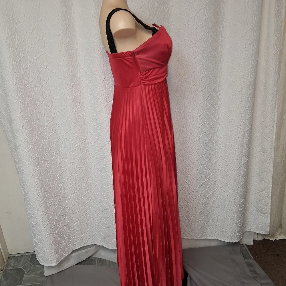 My Michelle Women Size L Red Maxi Dress with Black Straps - Picture 6 of 16